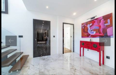 Moradia excelente T4 em Santo Estevão com excelentes áreas, ginásio, piscina de areia e jardim de inverno