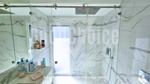 Moradia T4 de Luxo com Piscina | Santo Estêvão - Benavente