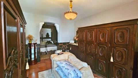 Moradia Senhorial Geminada no Centro de Sousel