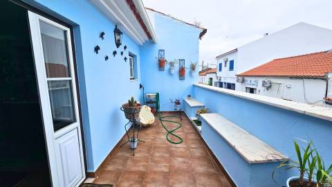 Moradia Senhorial Geminada no Centro de Sousel