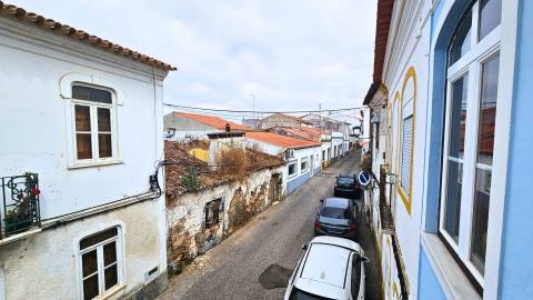 Moradia Senhorial Geminada no Centro de Sousel