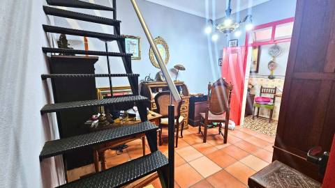 Moradia Senhorial Geminada no Centro de Sousel