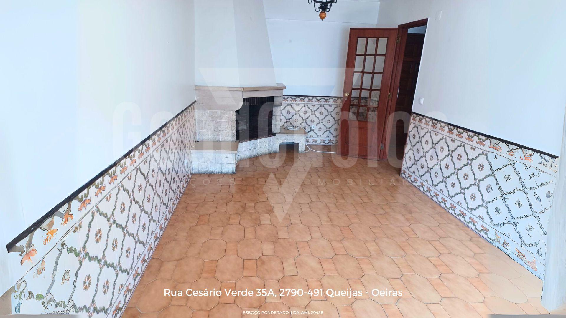 Apartamento T2 para Arrendamento em Massamá
