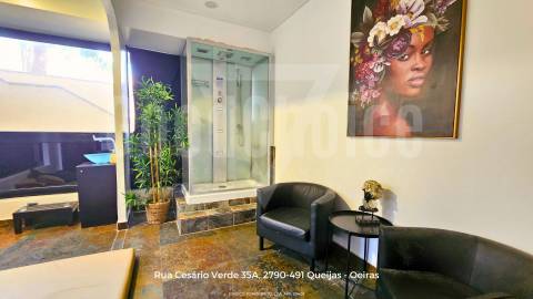 Apartamento/AL/Residência de Estudantes (Espaço Comercial junto ao Mar na Parede)