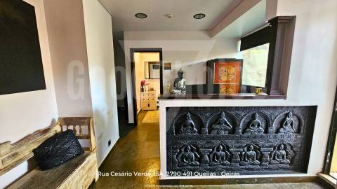 Apartamento/AL/Residência de Estudantes (Espaço Comercial junto ao Mar na Parede)