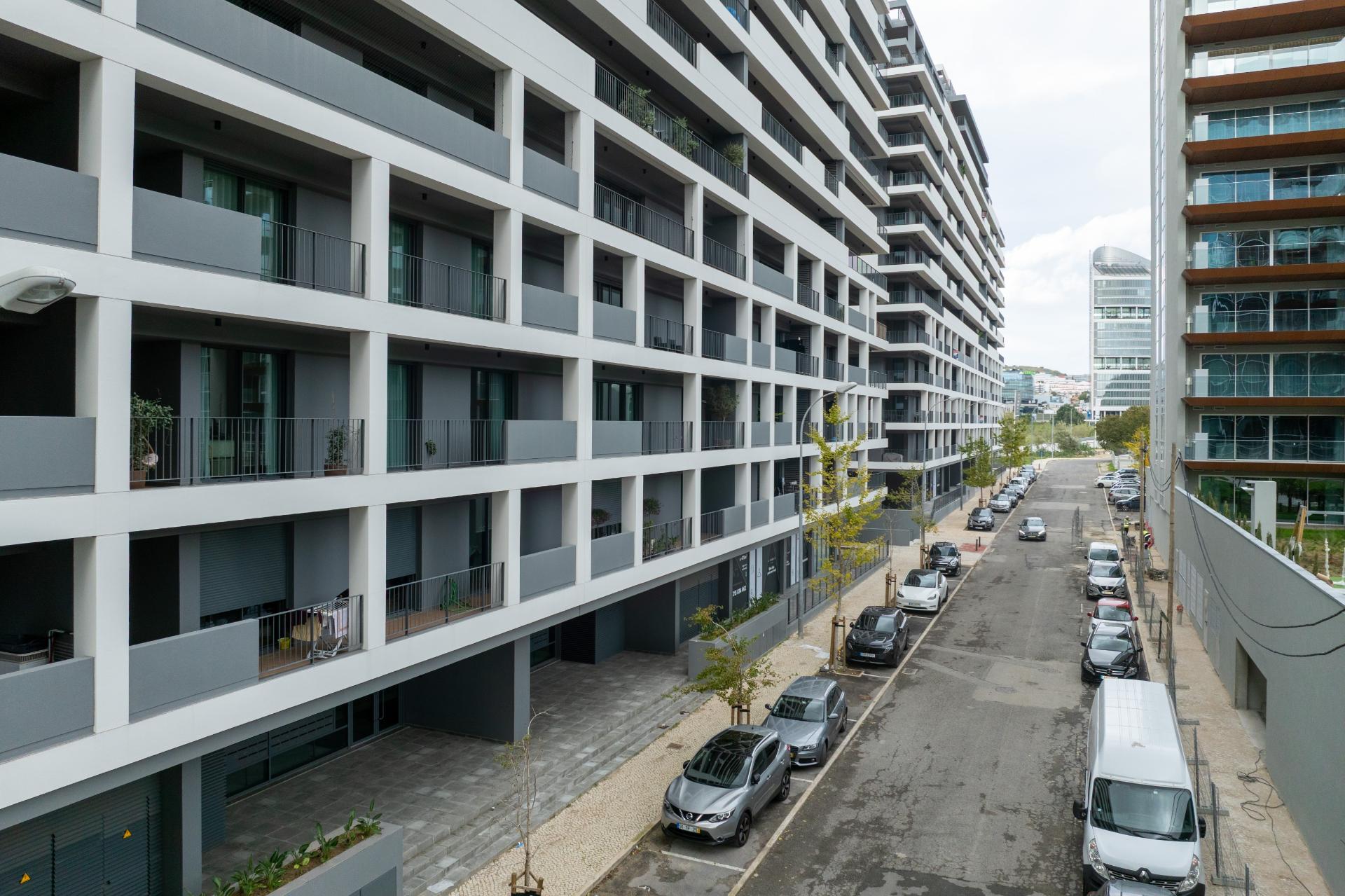 Loja para Arrendamento - Oportunidade Única !