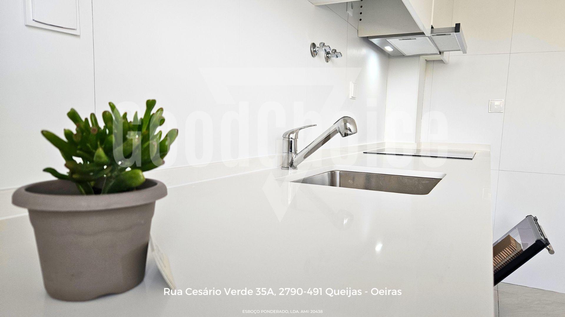 Apartamento T2 Totalmente Remodelado - Odivelas - Junto das Colinas do Cruzeiro