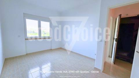 Apartamento T2 Totalmente Remodelado - Odivelas - Junto das Colinas do Cruzeiro