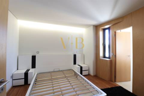 Apartamento T4 na 1ª Linha de Mar em Aver-o-Mar, Póvoa de Varzim