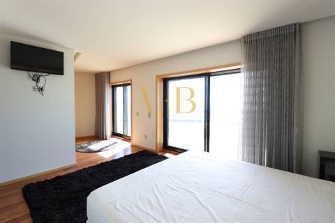 Apartamento T4 na 1ª Linha de Mar em Aver-o-Mar, Póvoa de Varzim