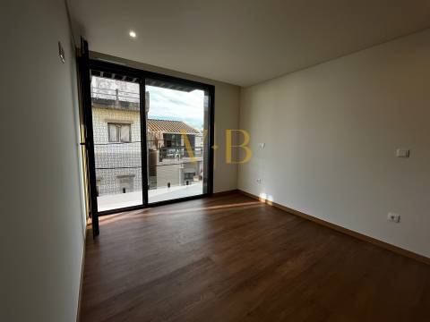 Moradia T2 Nova em Aver-o-Mar - Apenas 70m da Praia