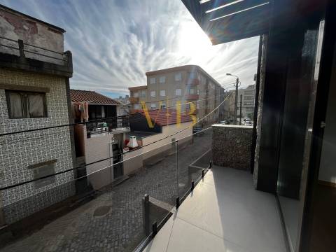 Moradia T2 Nova em Aver-o-Mar - Apenas 70m da Praia