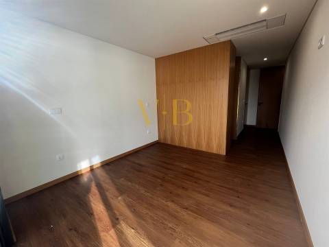 Moradia T3 Nova em Aver-o-Mar - Apenas 70m da Praia