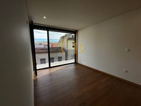 Moradia T3 Nova em Aver-o-Mar - Apenas 70m da Praia