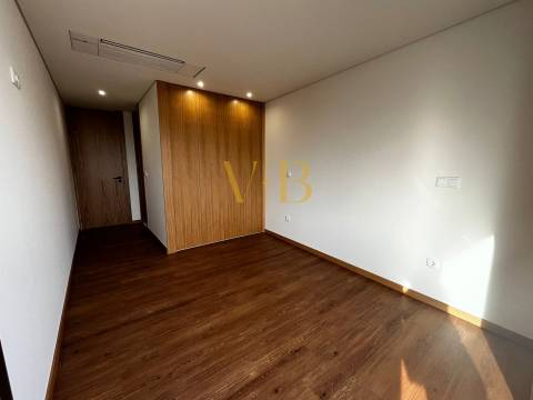 Moradia T3 Nova em Aver-o-Mar - Apenas 70m da Praia