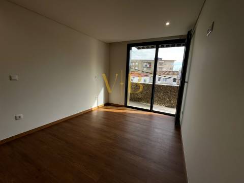 Moradia T3 Nova em Aver-o-Mar - Apenas 70m da Praia