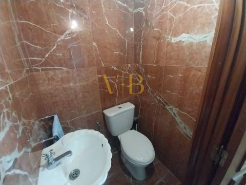 Moradia T4 com Excelente Potencial no Centro da Cidade