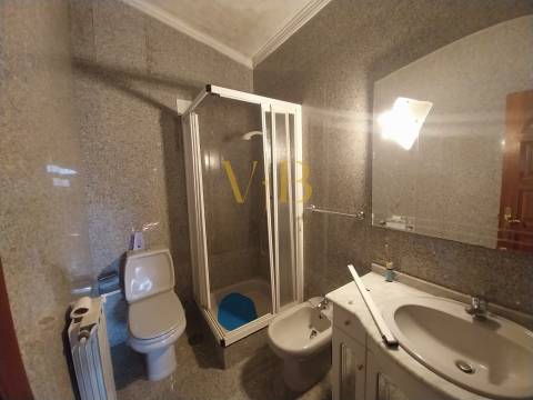 Moradia T4 com Excelente Potencial no Centro da Cidade