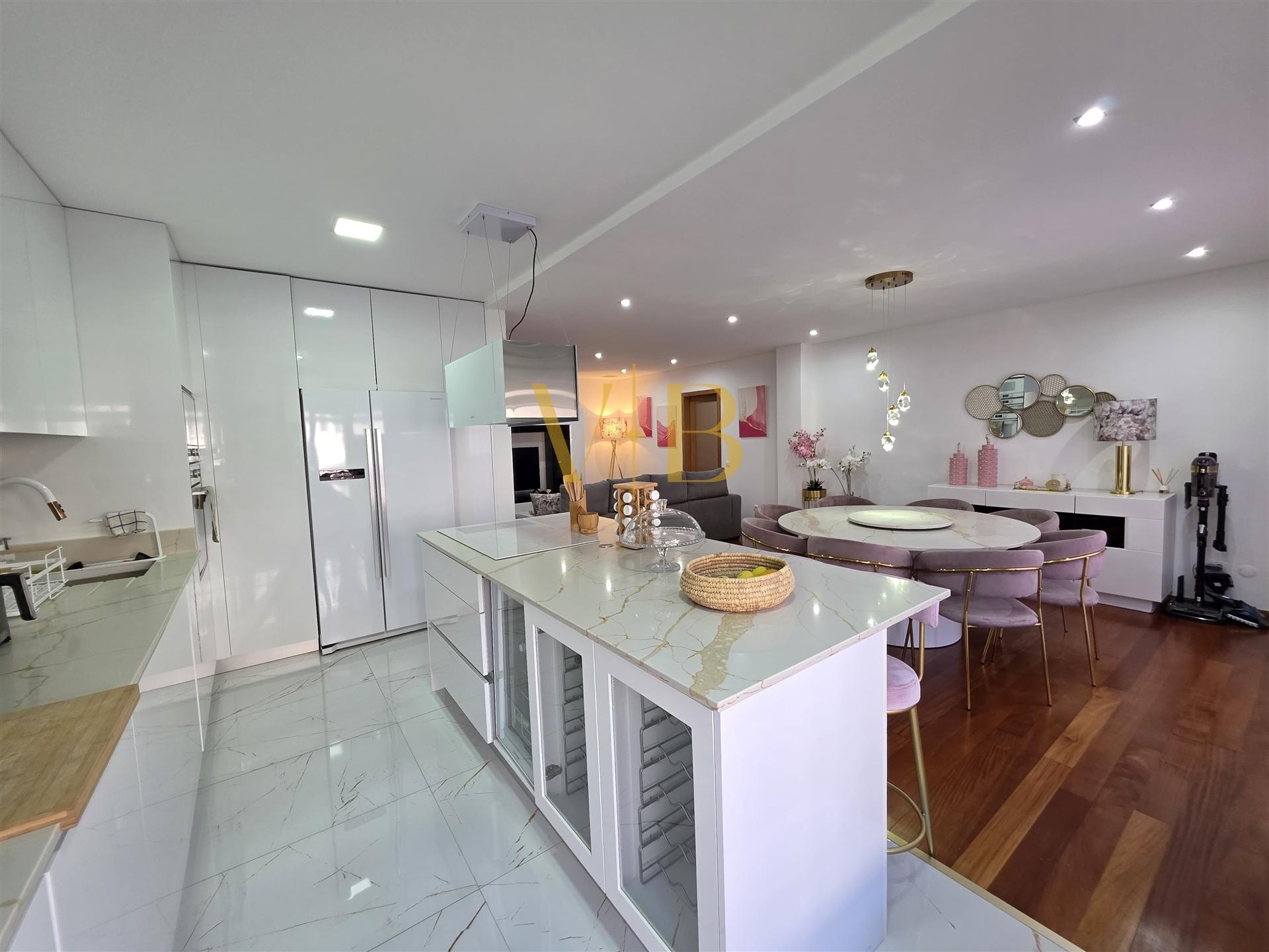 Apartamento T3 Venda em Póvoa de Varzim, Beiriz e Argivai,Póvoa de Varzim