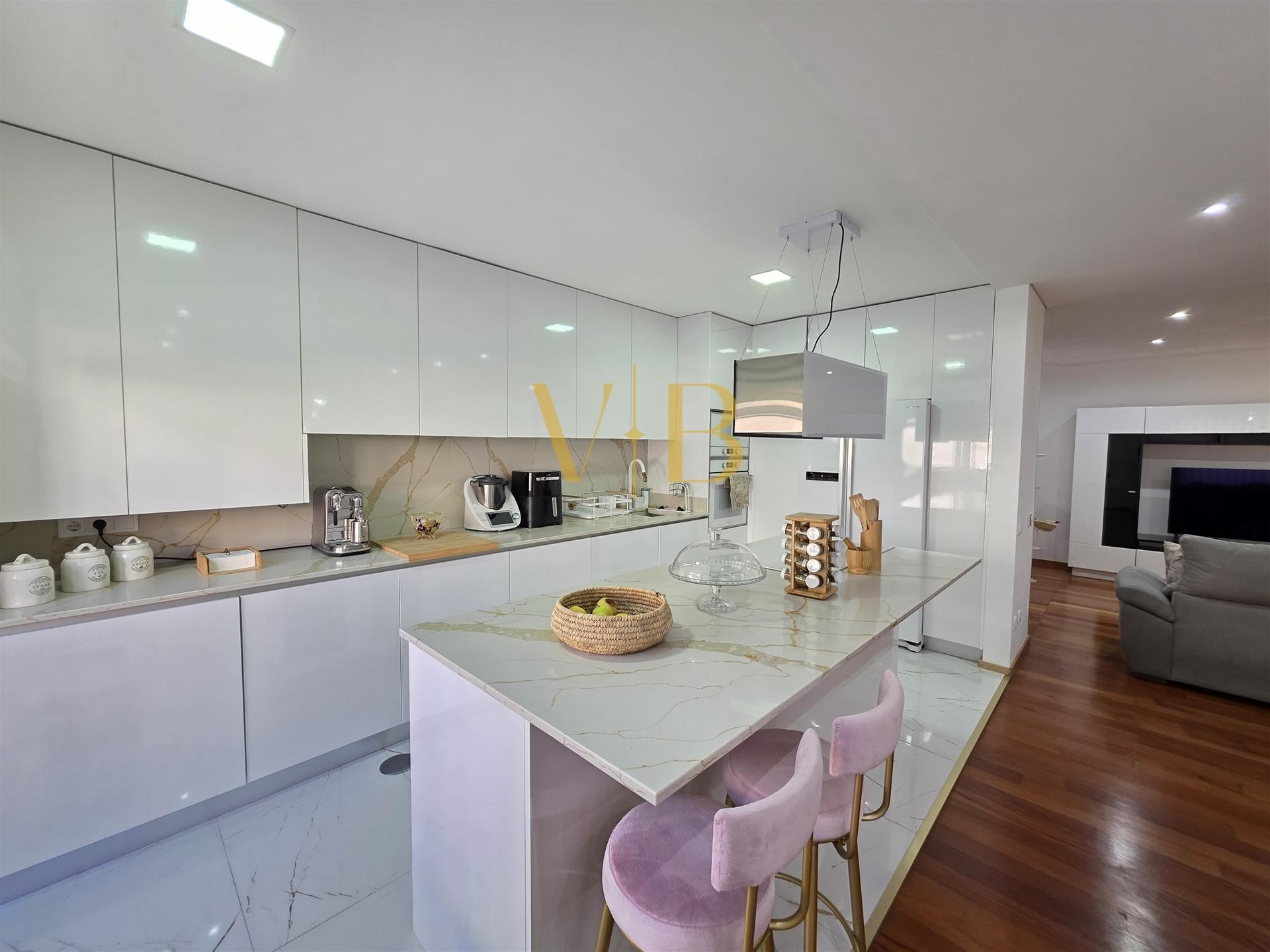Apartamento T3 Venda em Póvoa de Varzim, Beiriz e Argivai,Póvoa de Varzim