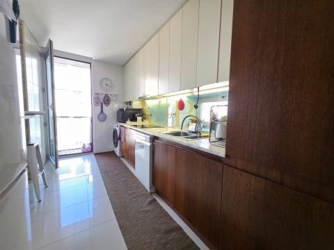 T2 com garagem Póvoa de Varzim – conforto, localização e luminosidade