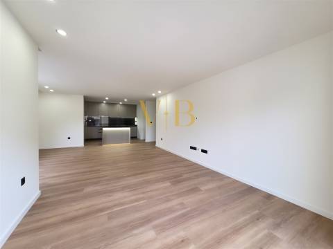 Apartamento T3 Venda em Póvoa de Varzim, Beiriz e Argivai,Póvoa de Varzim