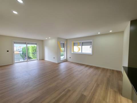 Apartamento T3 Venda em Póvoa de Varzim, Beiriz e Argivai,Póvoa de Varzim