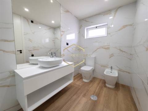 Apartamento T3 Venda em Póvoa de Varzim, Beiriz e Argivai,Póvoa de Varzim