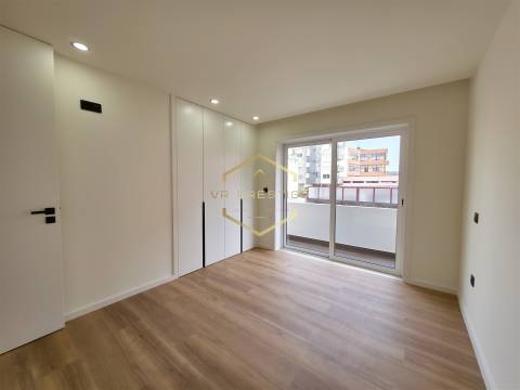 Apartamento T3 Venda em Póvoa de Varzim, Beiriz e Argivai,Póvoa de Varzim