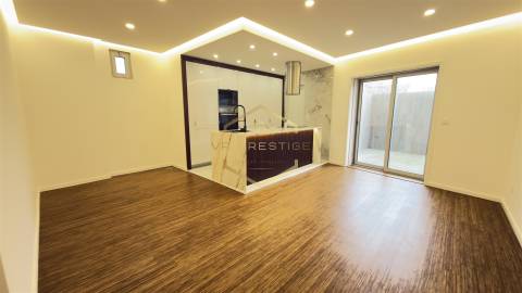 T3 A 150M DA PRAIA DA PÓVOA DE VARZIM