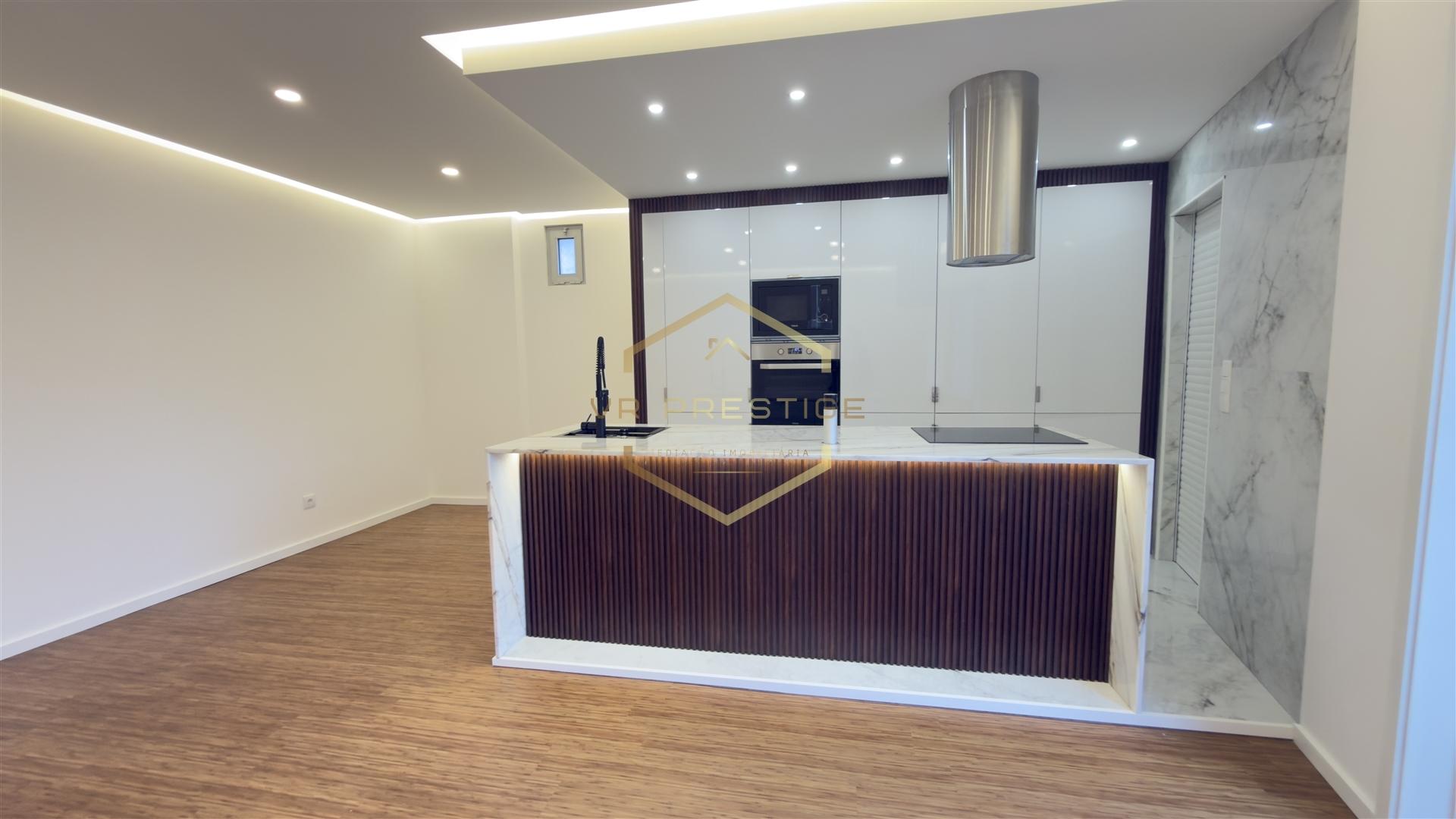 T3 A 150M DA PRAIA DA PÓVOA DE VARZIM