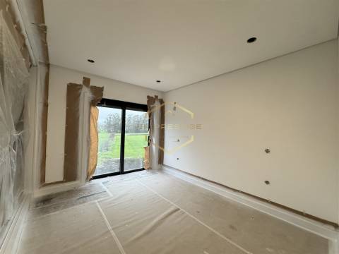 Moradia T3 Nova | Rates – Póvoa de Varzim