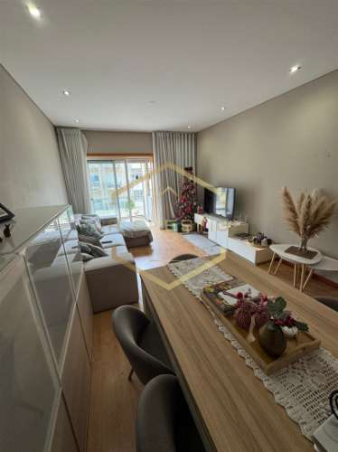 T2 com elevador e garagem Póvoa de Varzim