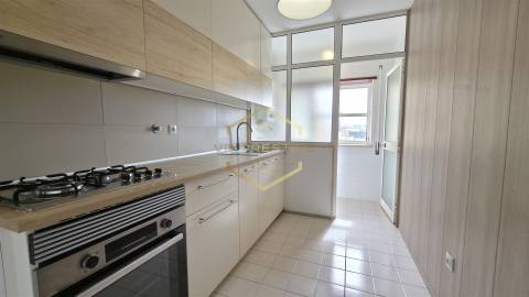 Apartamento T1 a 450 metros da praia de Aver-o-Mar