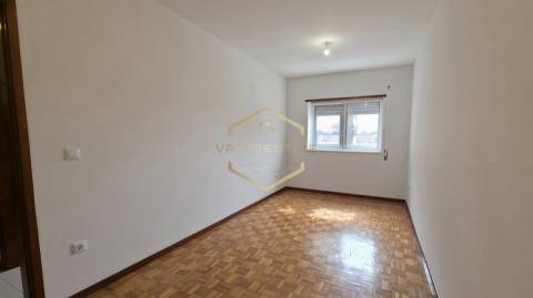 Apartamento T1 a 450 metros da praia de Aver-o-Mar