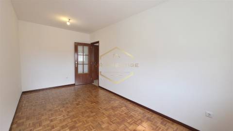 Apartamento T1 a 450 metros da praia de Aver-o-Mar