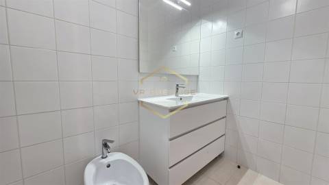 Apartamento T1 a 450 metros da praia de Aver-o-Mar