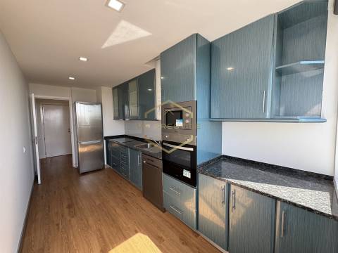 Apartamento T1 Venda em Póvoa de Varzim, Beiriz e Argivai,Póvoa de Varzim