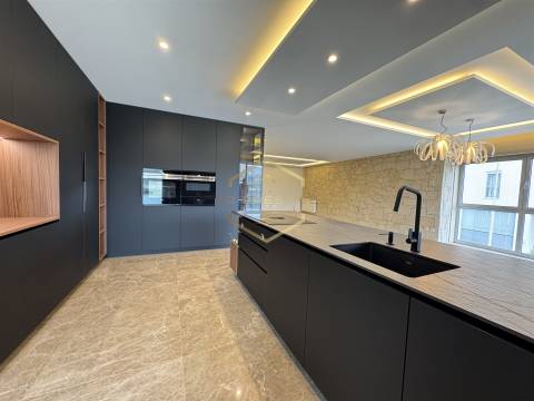 Apartamento T4 Venda em Vila do Conde,Vila do Conde