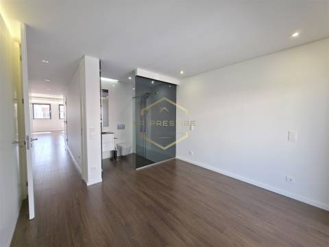 Apartamento T3 Venda em Ramalde,Porto