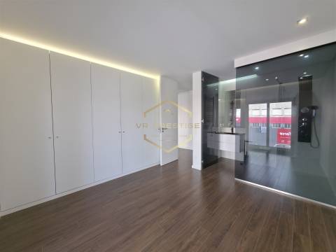 Apartamento T3 Venda em Ramalde,Porto