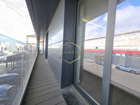 Apartamento T3 Venda em Ramalde,Porto