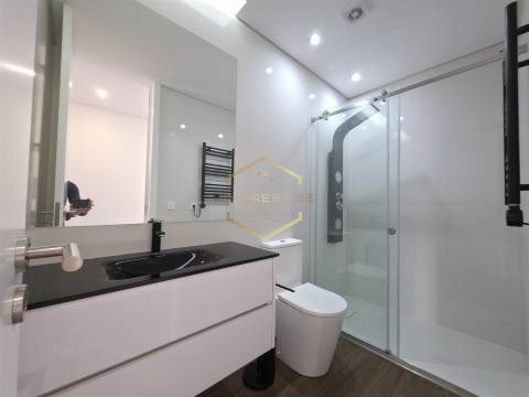 Apartamento T3 Venda em Ramalde,Porto