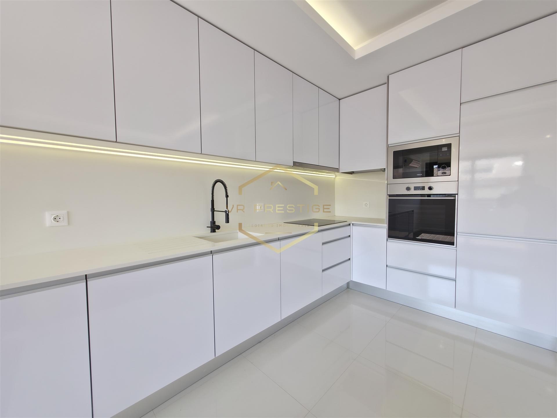 Apartamento T3 Venda em Ramalde,Porto