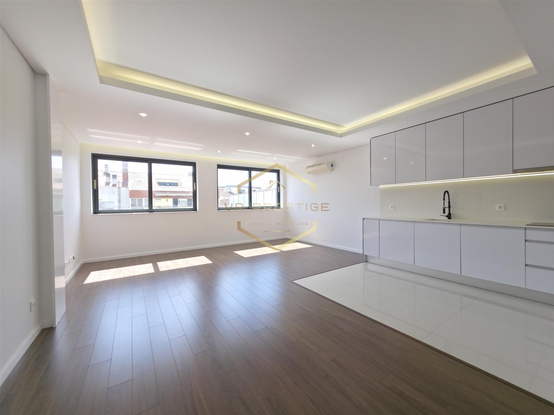 Apartamento T3 Venda em Ramalde,Porto