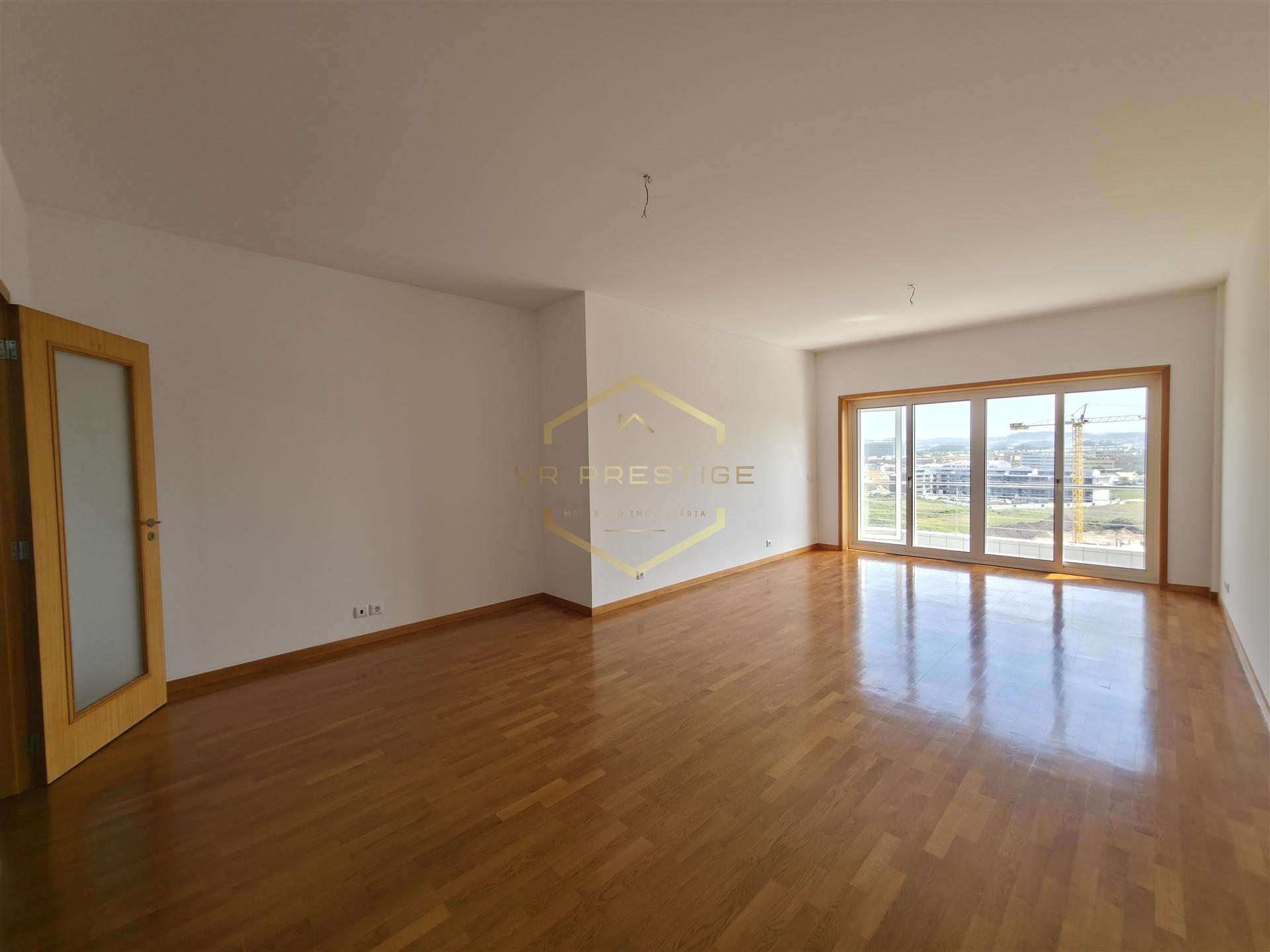 Apartamento T3 Venda em Póvoa de Varzim, Beiriz e Argivai,Póvoa de Varzim