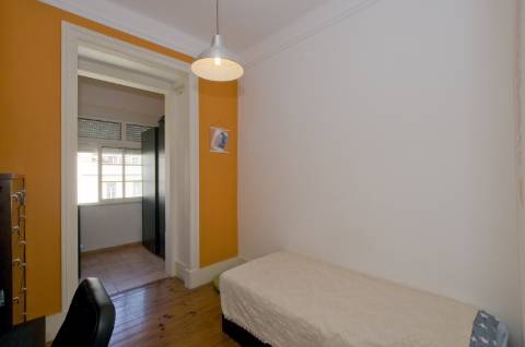 Apartamento T6 de charme com 200m2 nos Anjos