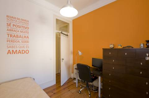 Apartamento T6 de charme com 200m2 nos Anjos