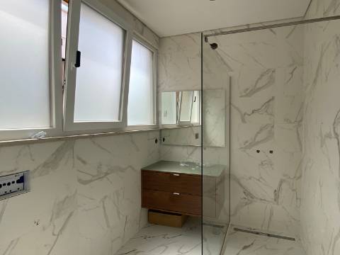 Moradia T3 com piscina e jardim a 5 minutos das Praias