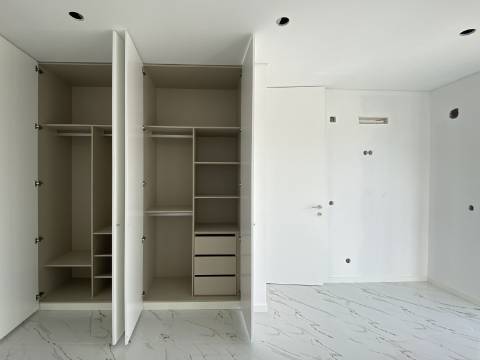 Moradia T3 com piscina e jardim a 5 minutos das Praias